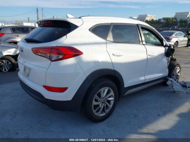 Photo 3 VIN: KM8J33A46JU688378 - HYUNDAI TUCSON 