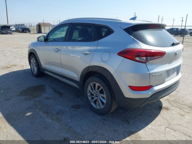 Photo 2 VIN: KM8J33A46JU689465 - HYUNDAI TUCSON 