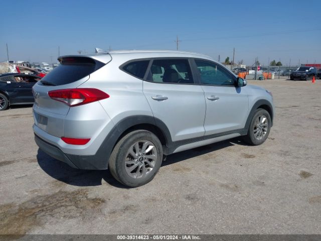 Photo 3 VIN: KM8J33A46JU689465 - HYUNDAI TUCSON 