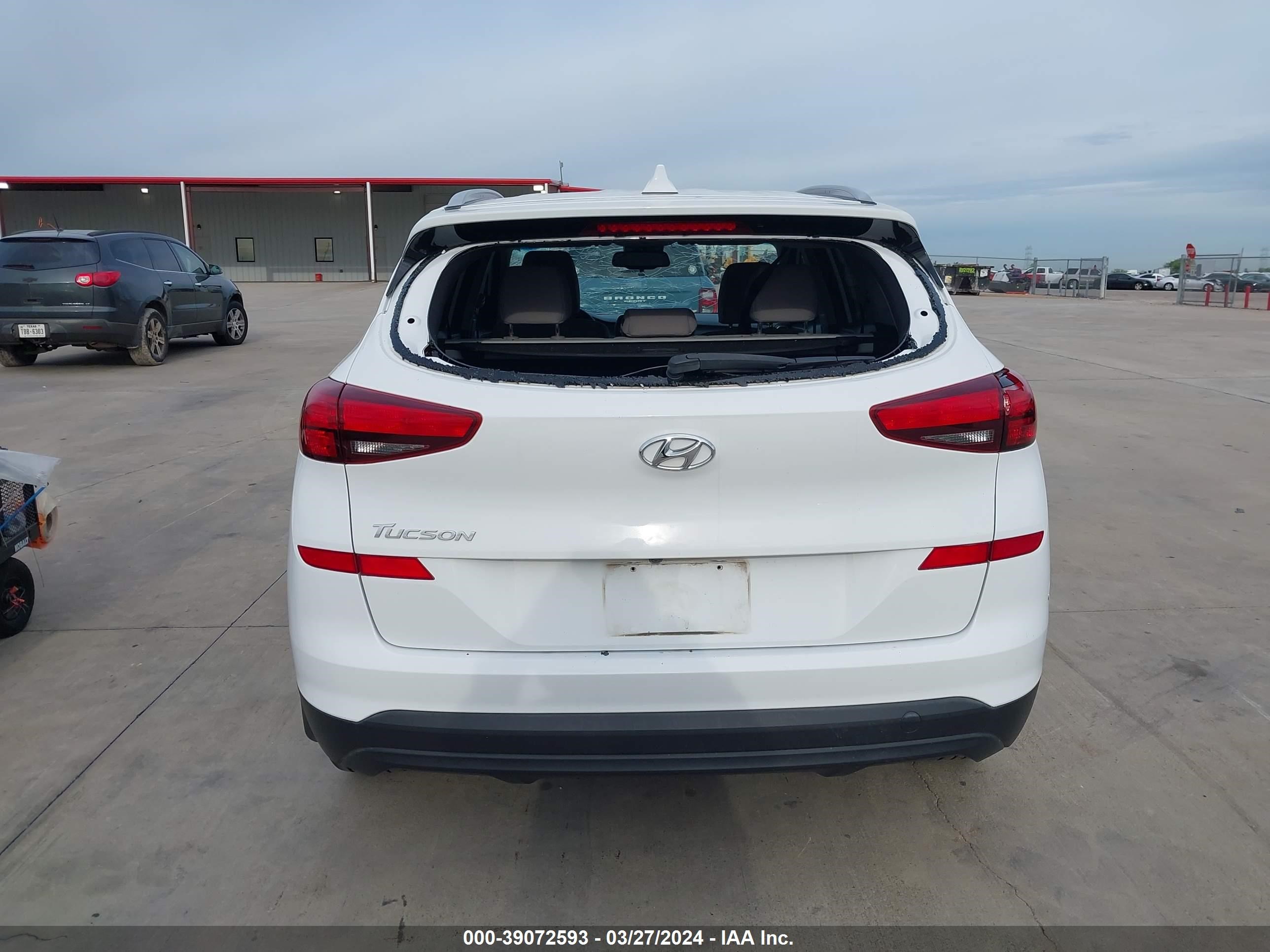 Photo 16 VIN: KM8J33A46KU855405 - HYUNDAI TUCSON 