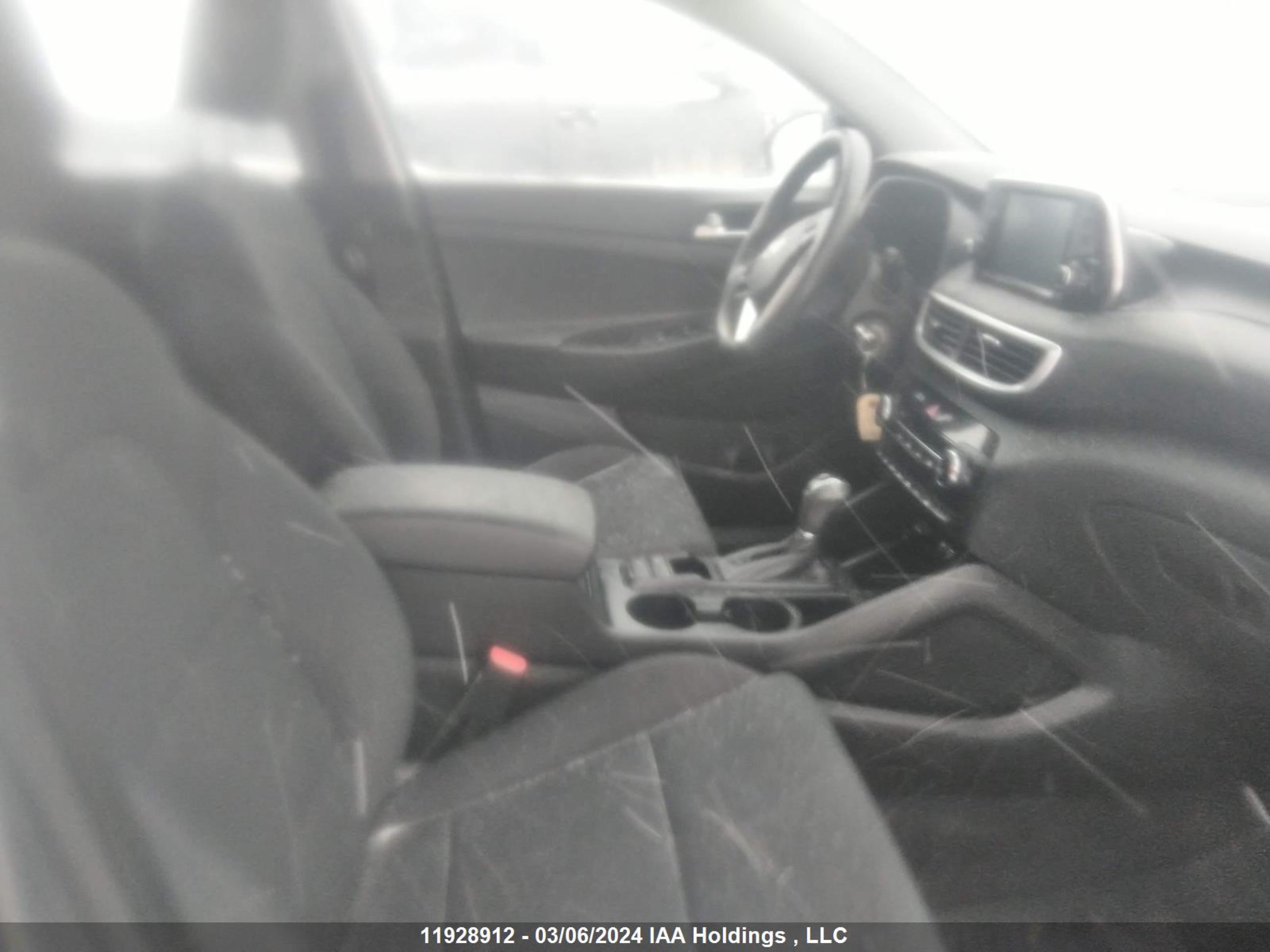 Photo 4 VIN: KM8J33A46KU950112 - HYUNDAI TUCSON 