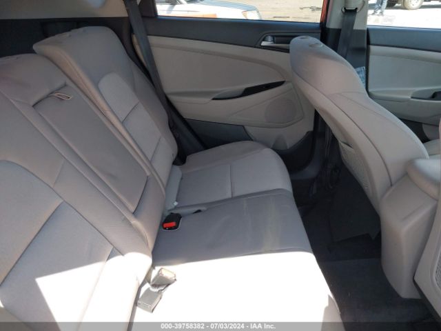 Photo 7 VIN: KM8J33A47GU239249 - HYUNDAI TUCSON 