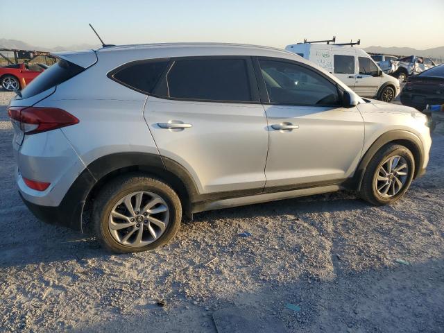 Photo 2 VIN: KM8J33A47HU294561 - HYUNDAI TUCSON 