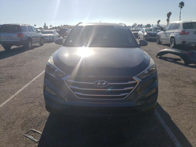 Photo 4 VIN: KM8J33A47HU387435 - HYUNDAI TUCSON LIM 