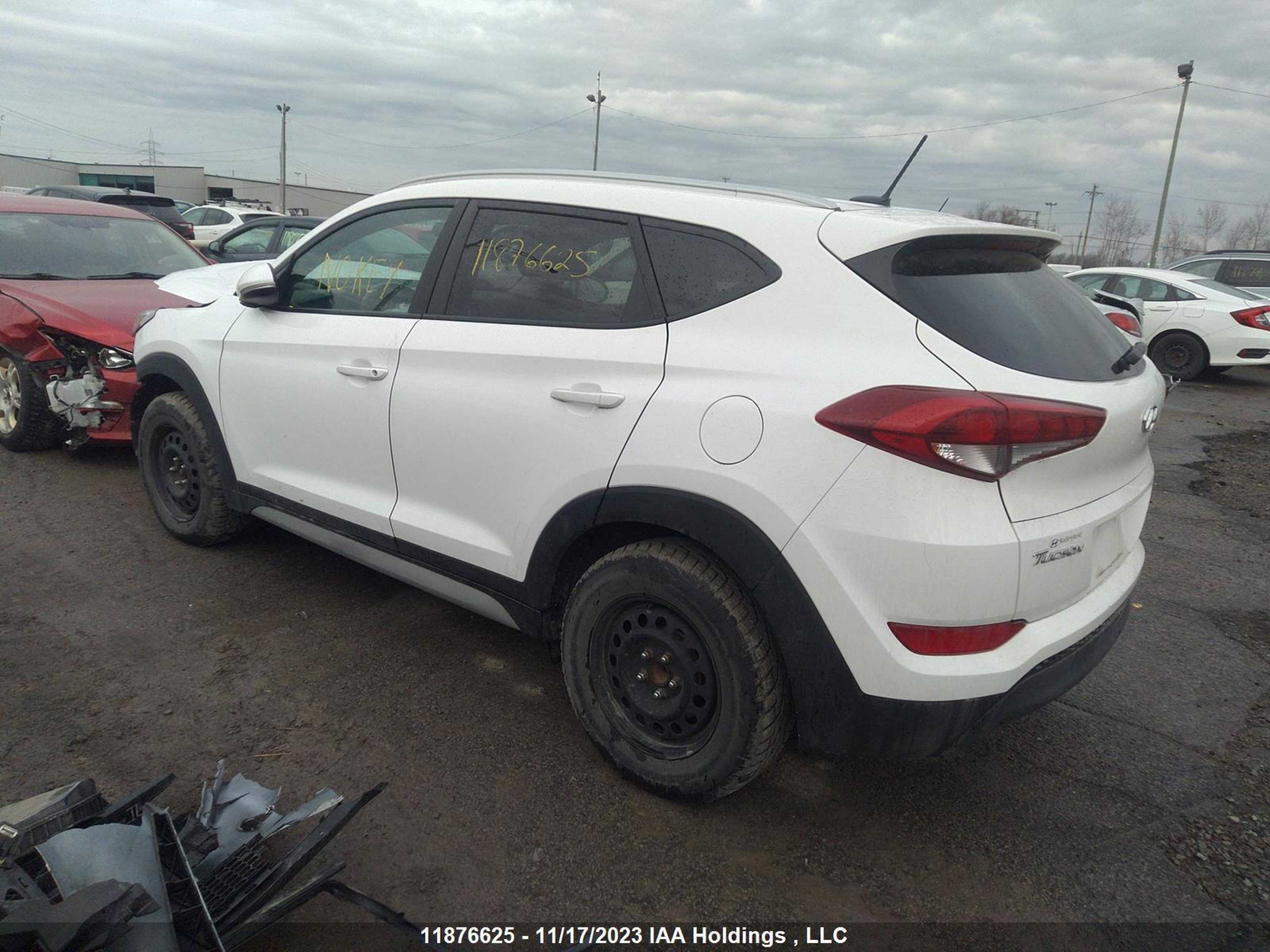 Photo 2 VIN: KM8J33A47HU552643 - HYUNDAI TUCSON 