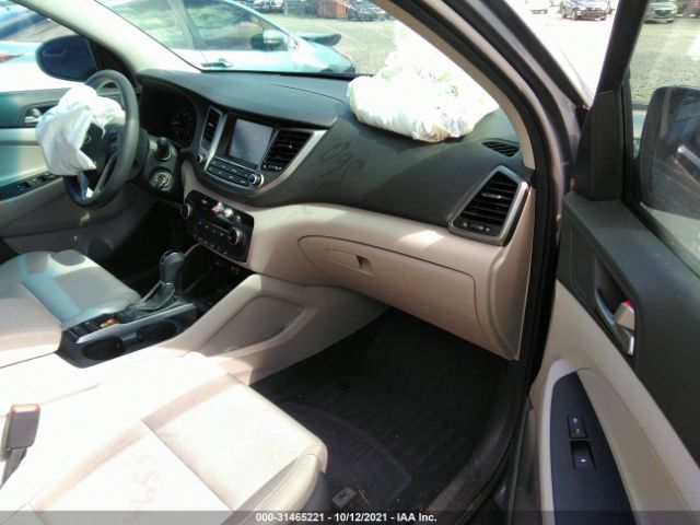 Photo 4 VIN: KM8J33A47JU621630 - HYUNDAI TUCSON 