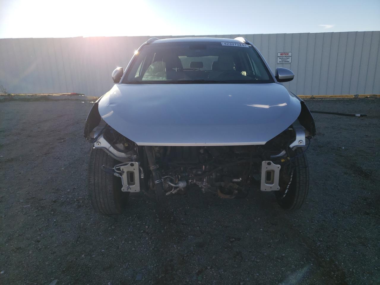 Photo 4 VIN: KM8J33A47JU665711 - HYUNDAI TUCSON 