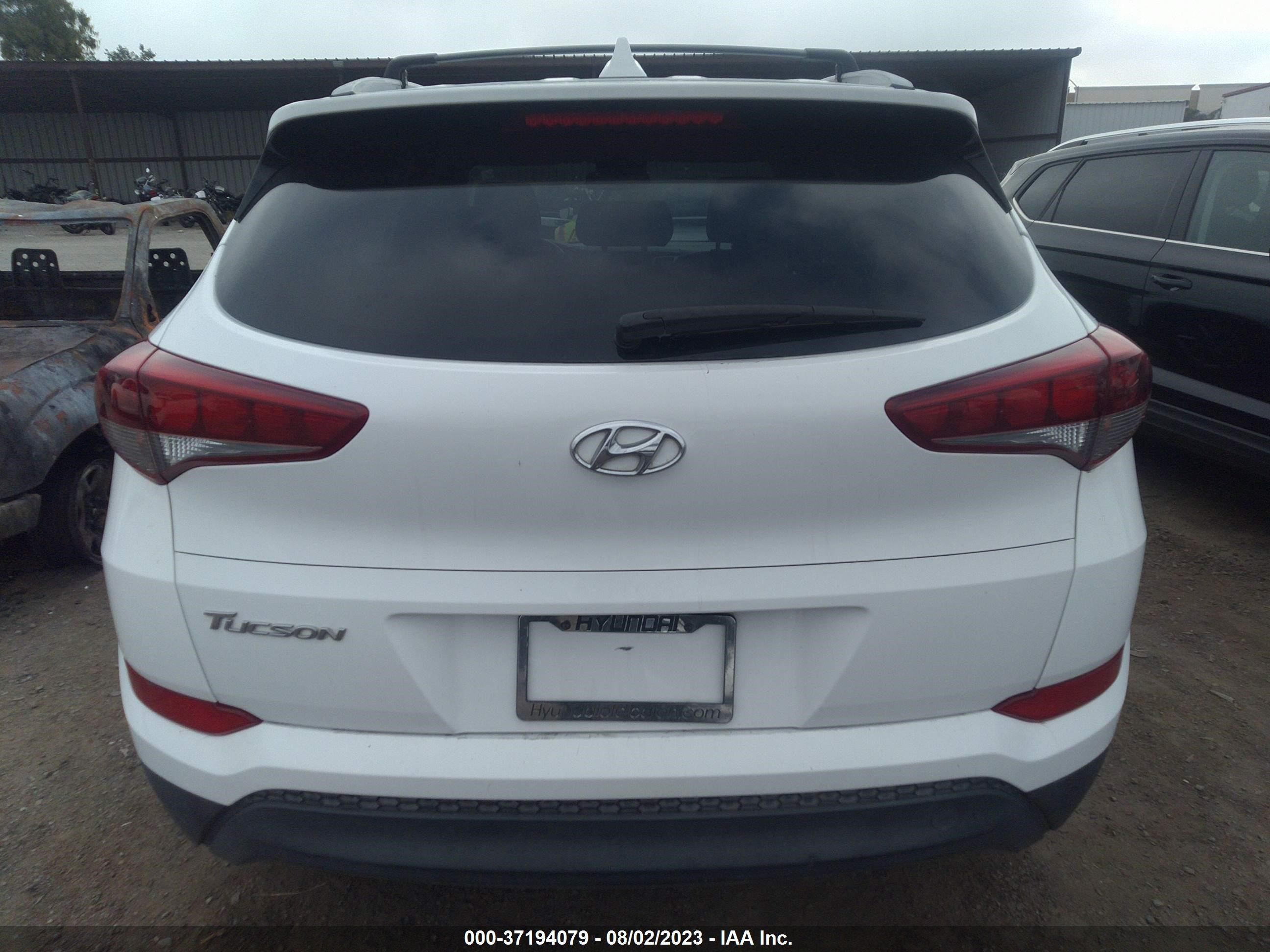 Photo 14 VIN: KM8J33A47JU676563 - HYUNDAI TUCSON 