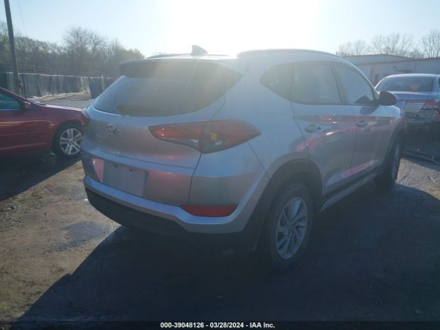 Photo 3 VIN: KM8J33A47JU706211 - HYUNDAI TUCSON 