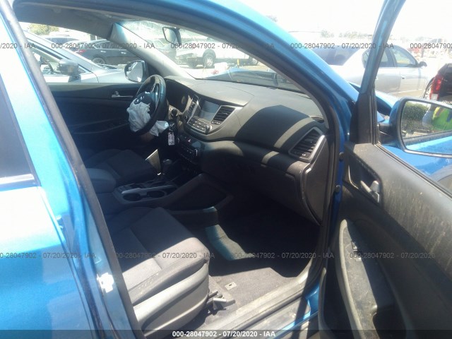 Photo 4 VIN: KM8J33A47JU724112 - HYUNDAI TUCSON 