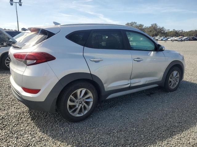 Photo 2 VIN: KM8J33A47JU755893 - HYUNDAI TUCSON SEL 