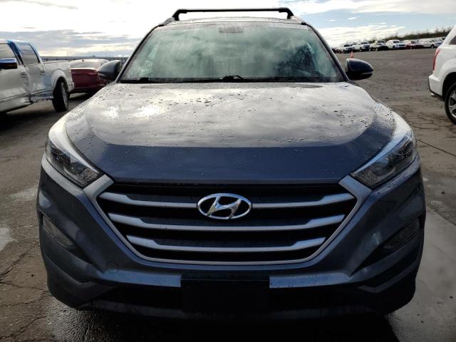 Photo 4 VIN: KM8J33A47JU771866 - HYUNDAI TUCSON 