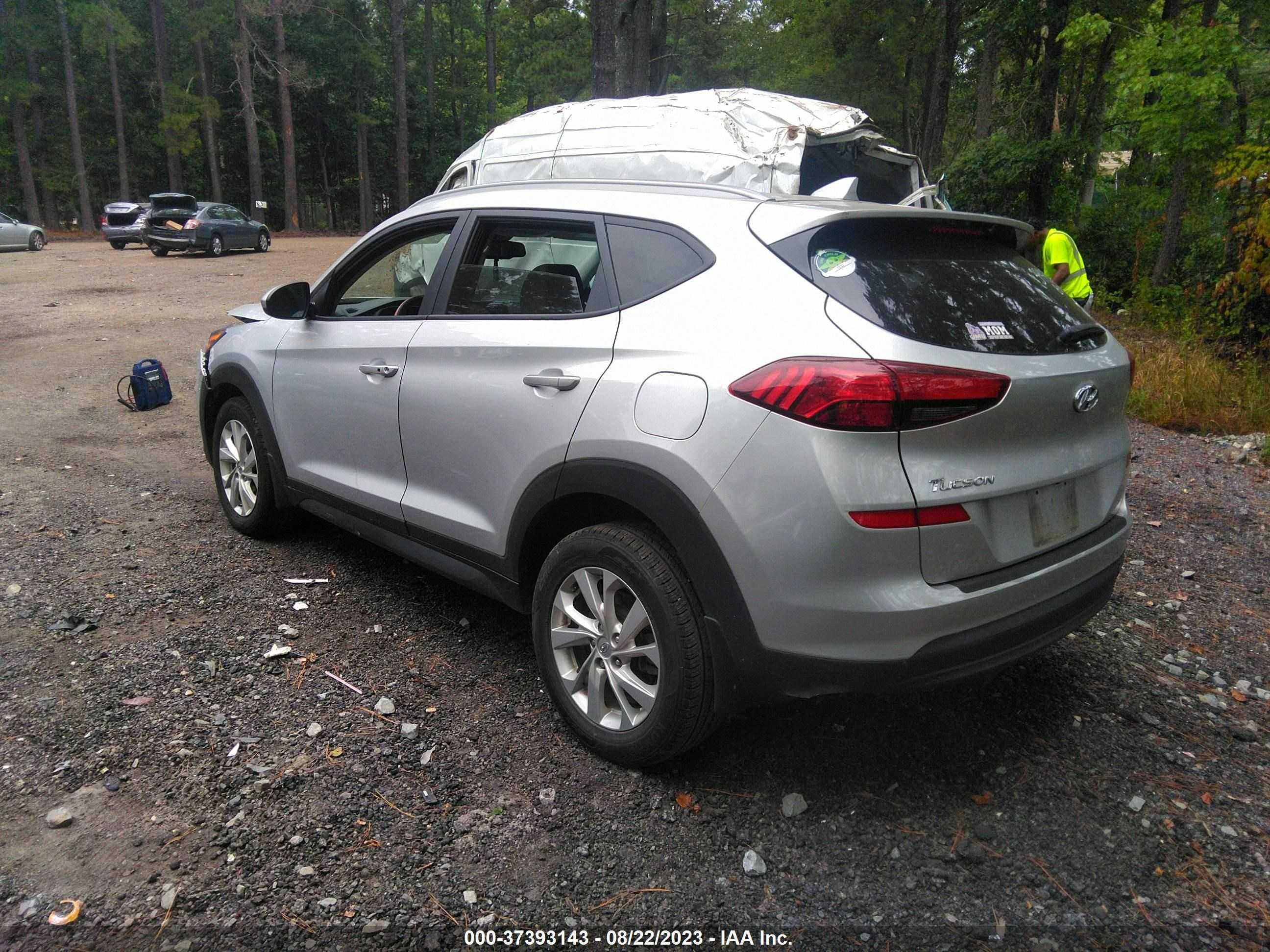 Photo 2 VIN: KM8J33A47KU948191 - HYUNDAI TUCSON 