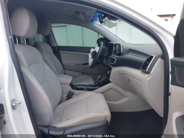 Photo 4 VIN: KM8J33A47KU978730 - HYUNDAI TUCSON 