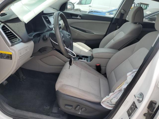 Photo 6 VIN: KM8J33A48GU074523 - HYUNDAI TUCSON 