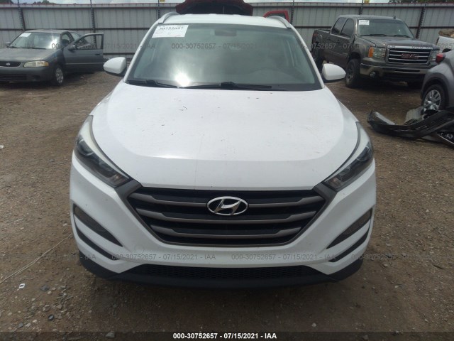 Photo 5 VIN: KM8J33A48GU089085 - HYUNDAI TUCSON 