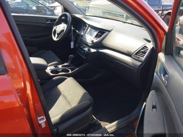 Photo 4 VIN: KM8J33A48GU102983 - HYUNDAI TUCSON 