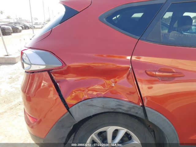 Photo 5 VIN: KM8J33A48GU102983 - HYUNDAI TUCSON 