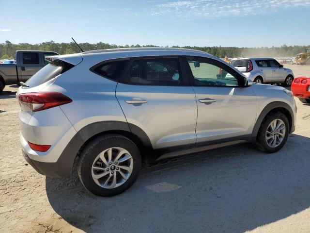 Photo 2 VIN: KM8J33A48GU139869 - HYUNDAI TUCSON 