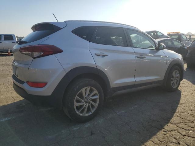 Photo 2 VIN: KM8J33A48GU256061 - HYUNDAI TUCSON 