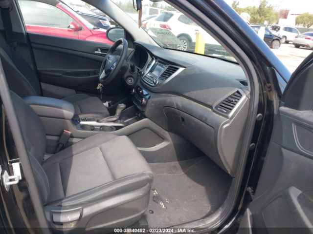 Photo 4 VIN: KM8J33A48HU287702 - HYUNDAI TUCSON 