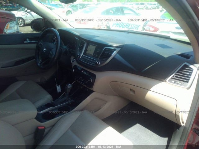 Photo 4 VIN: KM8J33A48HU430227 - HYUNDAI TUCSON 