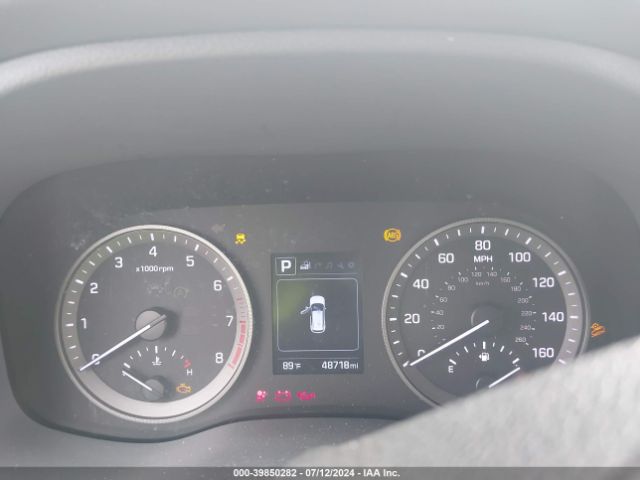 Photo 6 VIN: KM8J33A48JU631812 - HYUNDAI TUCSON 