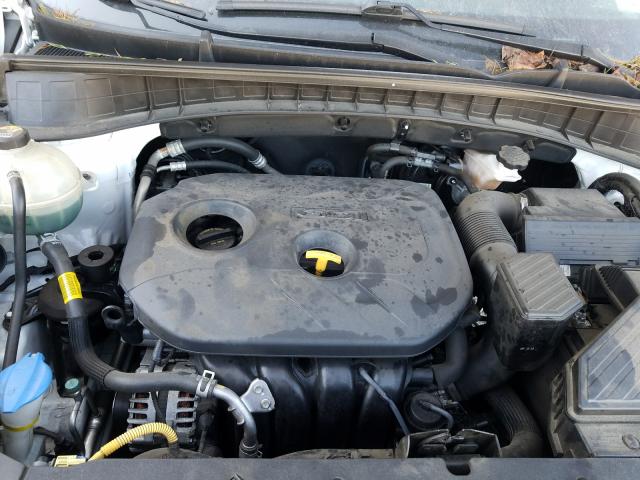 Photo 6 VIN: KM8J33A48JU667032 - HYUNDAI TUCSON SEL 