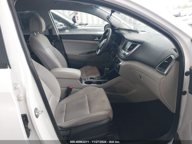 Photo 4 VIN: KM8J33A48JU695333 - HYUNDAI TUCSON 