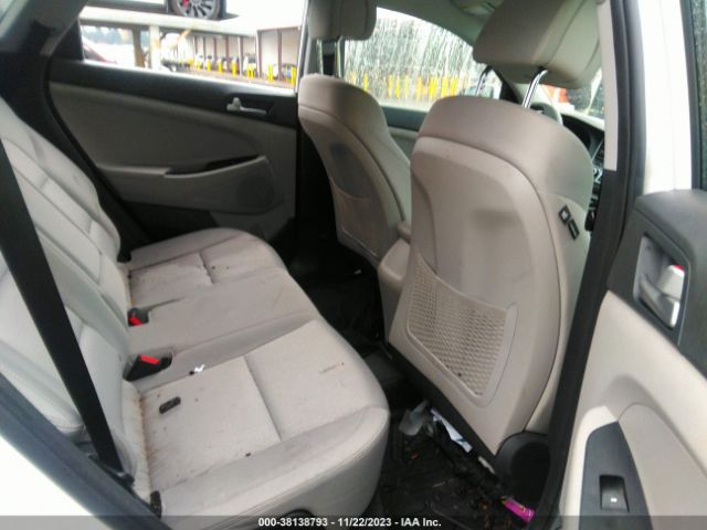 Photo 7 VIN: KM8J33A48JU722935 - HYUNDAI TUCSON 