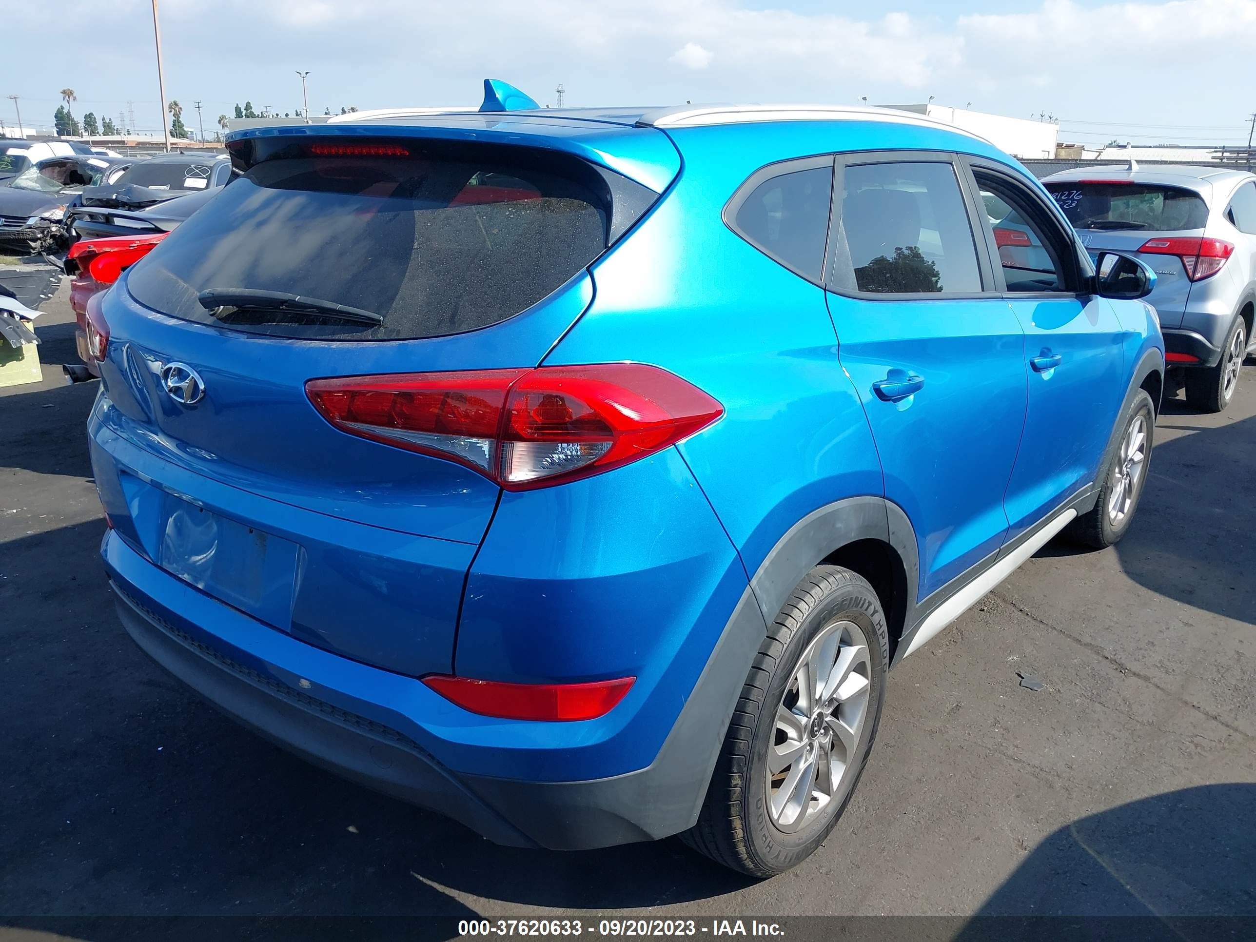 Photo 3 VIN: KM8J33A48JU726354 - HYUNDAI TUCSON 