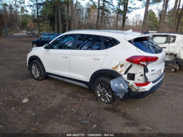 Photo 2 VIN: KM8J33A48JU738200 - HYUNDAI TUCSON 