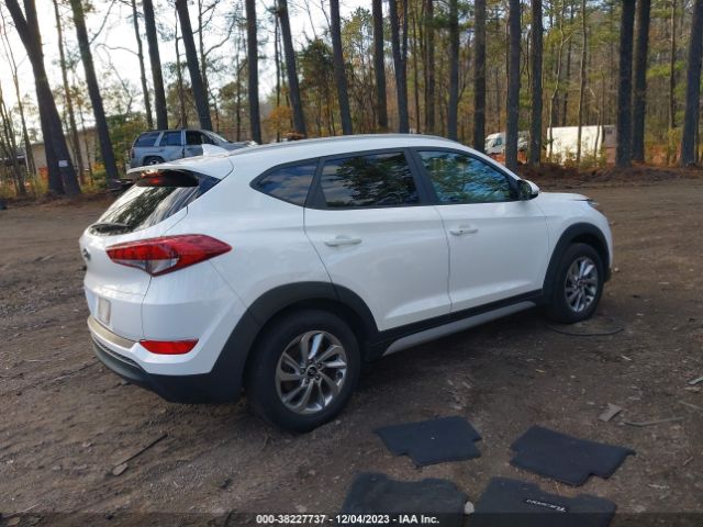 Photo 3 VIN: KM8J33A48JU738200 - HYUNDAI TUCSON 