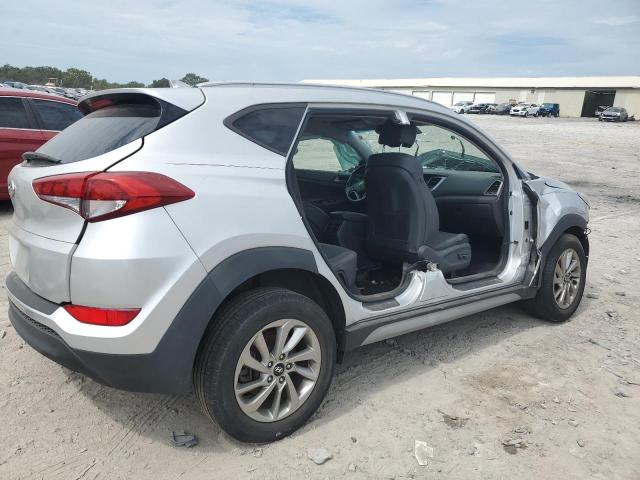 Photo 2 VIN: KM8J33A48JU778826 - HYUNDAI TUCSON SEL 