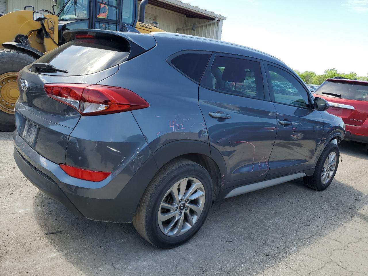 Photo 2 VIN: KM8J33A48JU801022 - HYUNDAI TUCSON 