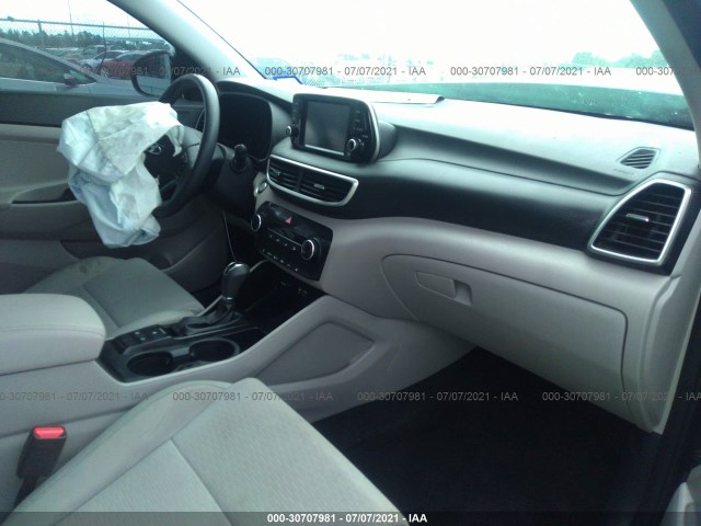 Photo 4 VIN: KM8J33A48KU074904 - HYUNDAI TUCSON 