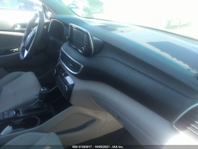 Photo 4 VIN: KM8J33A48KU914695 - HYUNDAI TUCSON 