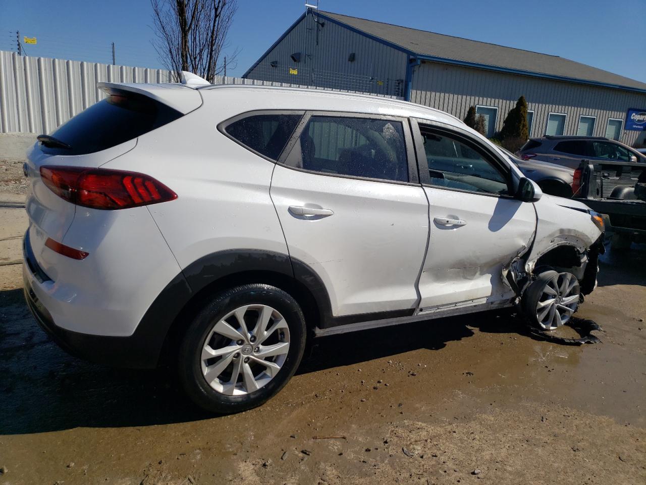 Photo 2 VIN: KM8J33A48LU121835 - HYUNDAI TUCSON 