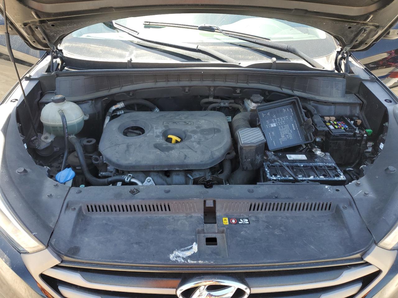 Photo 10 VIN: KM8J33A49GU062056 - HYUNDAI TUCSON 