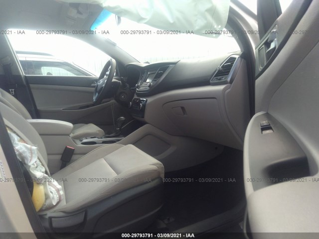 Photo 4 VIN: KM8J33A49GU080010 - HYUNDAI TUCSON LIM 