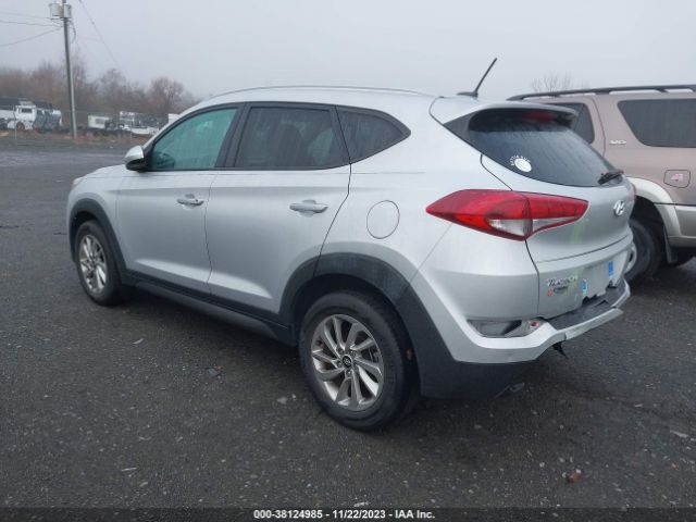 Photo 2 VIN: KM8J33A49GU089385 - HYUNDAI TUCSON 