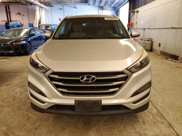 Photo 4 VIN: KM8J33A49GU115015 - HYUNDAI TUCSON 