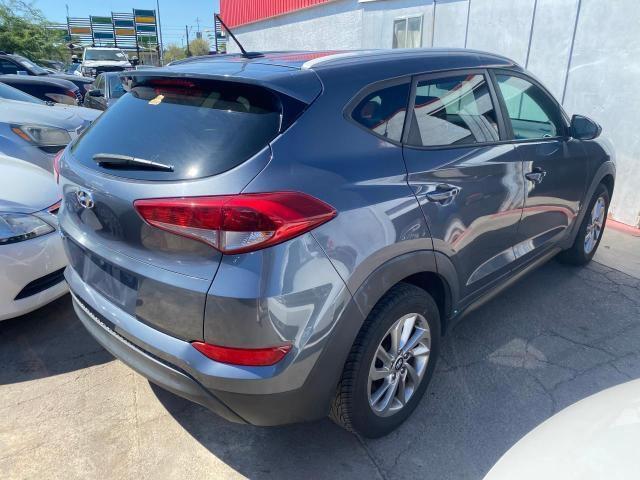 Photo 3 VIN: KM8J33A49GU127052 - HYUNDAI TUCSON 