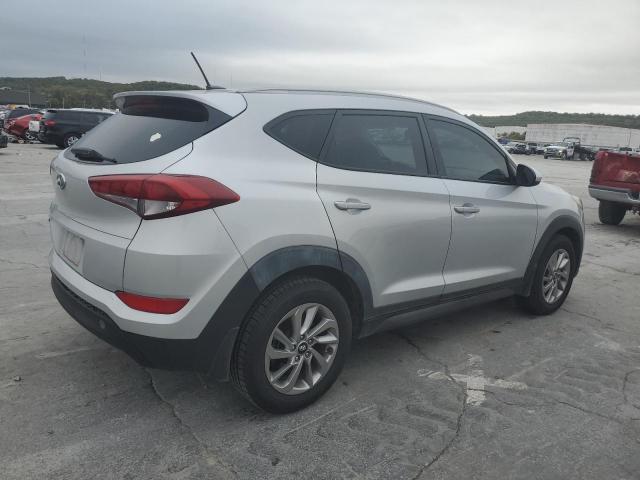 Photo 2 VIN: KM8J33A49GU145843 - HYUNDAI TUCSON 