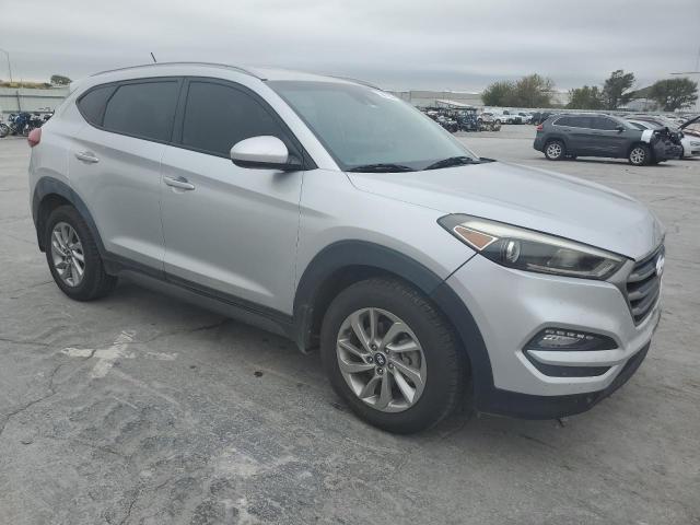 Photo 3 VIN: KM8J33A49GU145843 - HYUNDAI TUCSON 