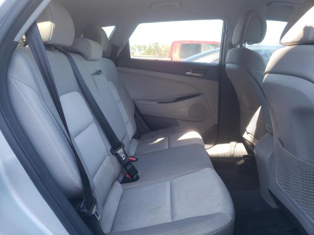 Photo 10 VIN: KM8J33A49GU217138 - HYUNDAI TUCSON 