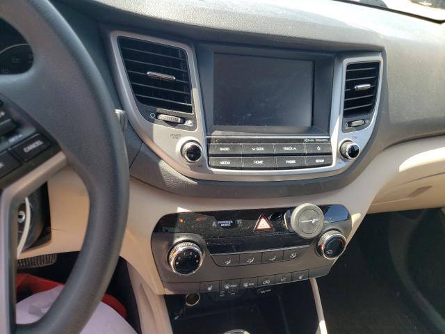 Photo 8 VIN: KM8J33A49JU617515 - HYUNDAI TUCSON 