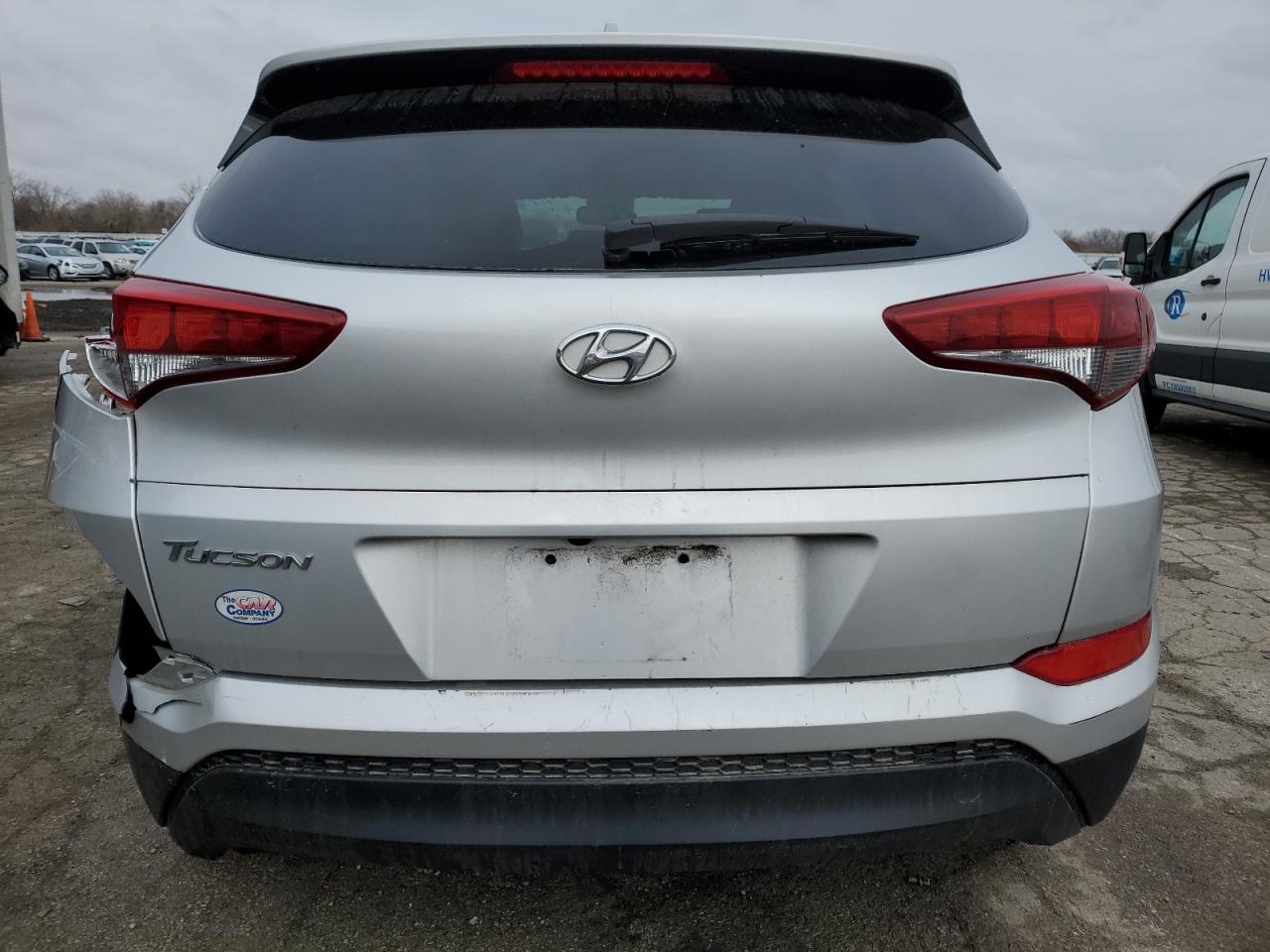 Photo 5 VIN: KM8J33A49JU639630 - HYUNDAI TUCSON 