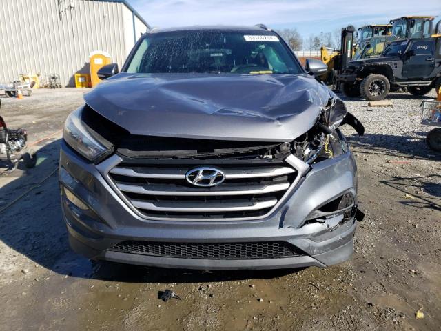 Photo 4 VIN: KM8J33A49JU668318 - HYUNDAI TUCSON 