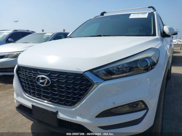 Photo 5 VIN: KM8J33A49JU672563 - HYUNDAI TUCSON 